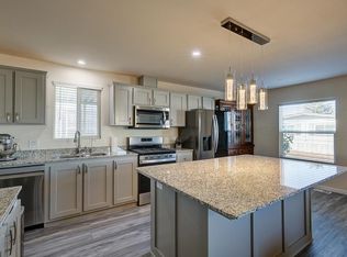 1001 Sylmar Ave Spc 3, Clovis, CA