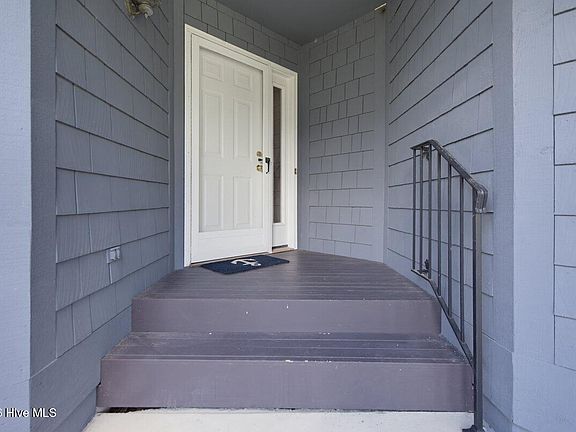 4th image of 16 Westlake Pointe Drive