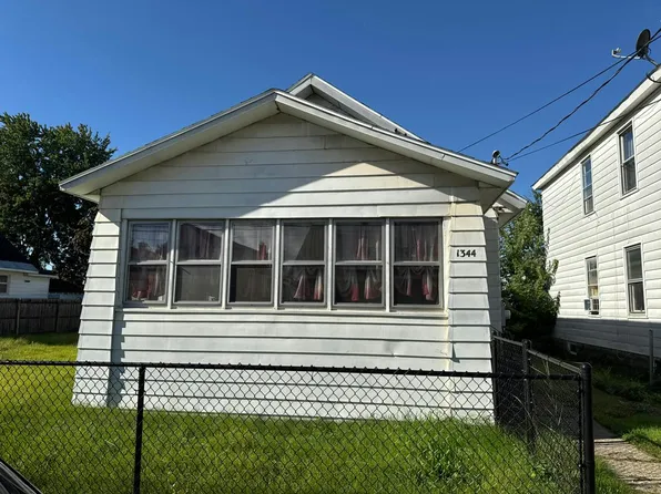1344 Santa Fe St, Schenectady, NY 12303