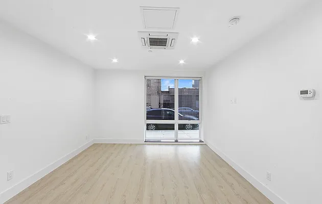 Rented by Oxford Property Group | media 23