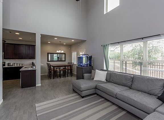 5th image of 2304 S Lakeline Blvd Unit 203