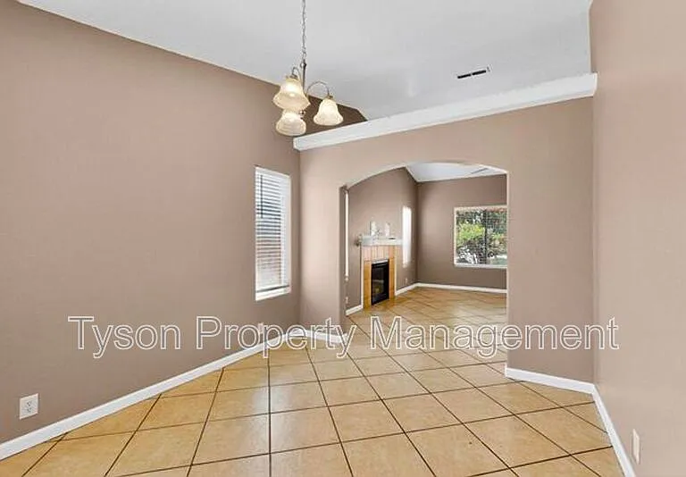 5801 Day Dreamer Rd NW — Photo 7