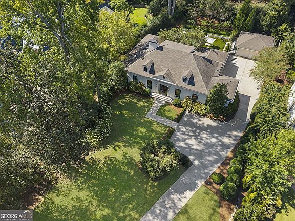 5th image of 447 Valley Rd NW