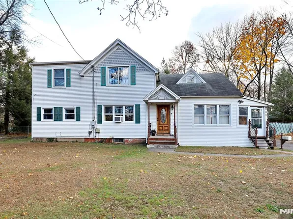 300 Spring Valley Rd, Paramus, NJ 07652