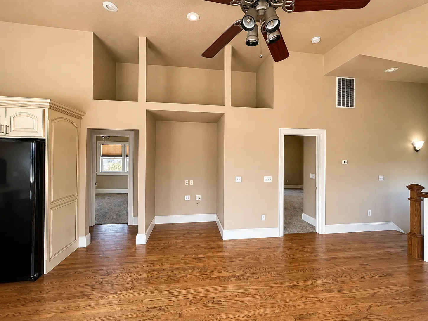3 bed, 1544 sqft, $1,975 — Photo 4