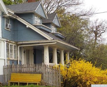 17 Prospect Ave, Hudson, NY, 12534