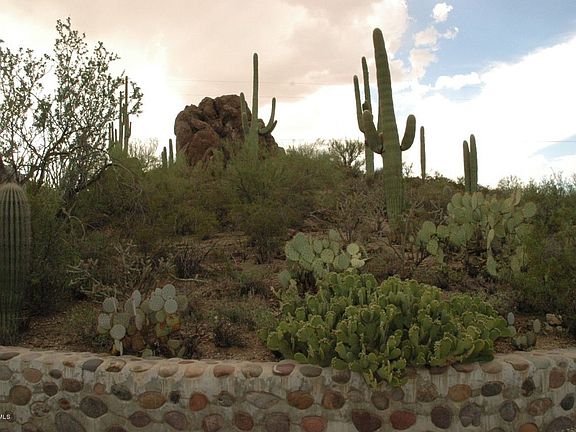 3rd image of 6798 W El Camino Del Cerro