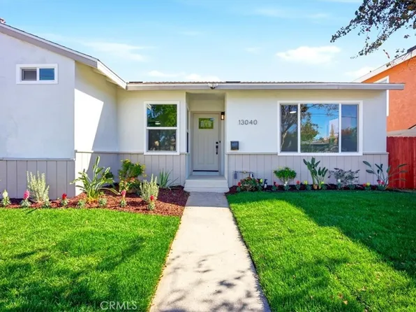 13040 Wentworth St, Pacoima, CA 91331
