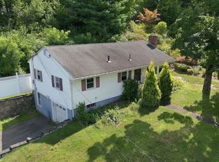 31 Sunset Ter, Feeding Hills, MA 01030