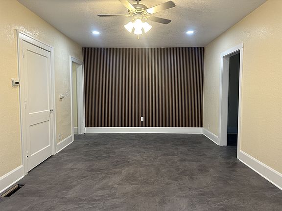 3rd image of 1319 Charles St #11351889