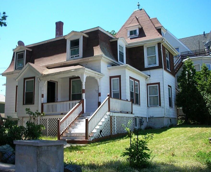 2nd image of 12 Arion St