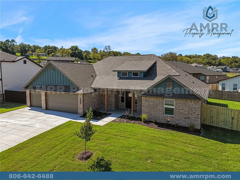 2612 Fairway Cir