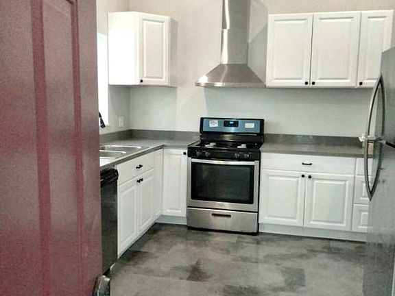 3rd image of 3417 Osage Ave APT 1