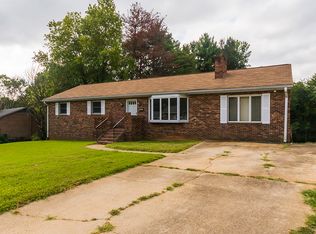 2170 Independence Rd, Winston Salem, NC 27106