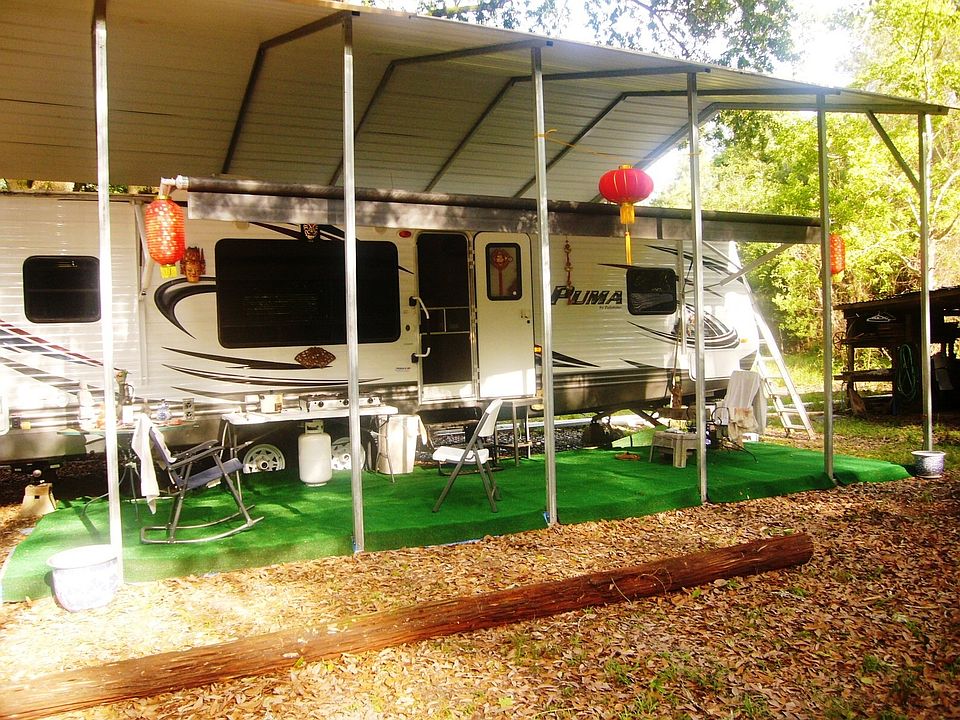 Porch and cooker