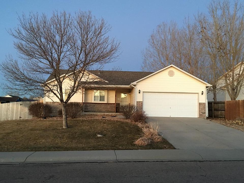 1st image of 2506 Port St