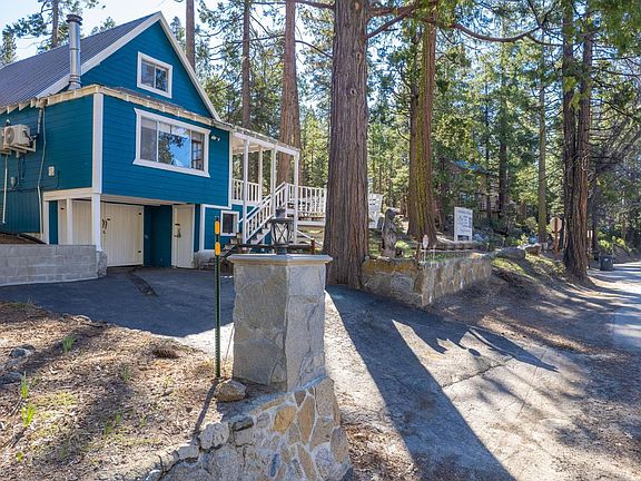 2nd image of 42009 Tollhouse Rd