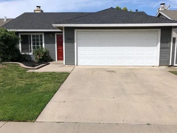 1913 Oostburg Ct, Modesto, CA 95356