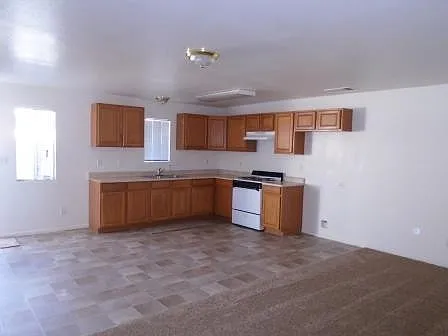 4203 Manor St — Photo 5