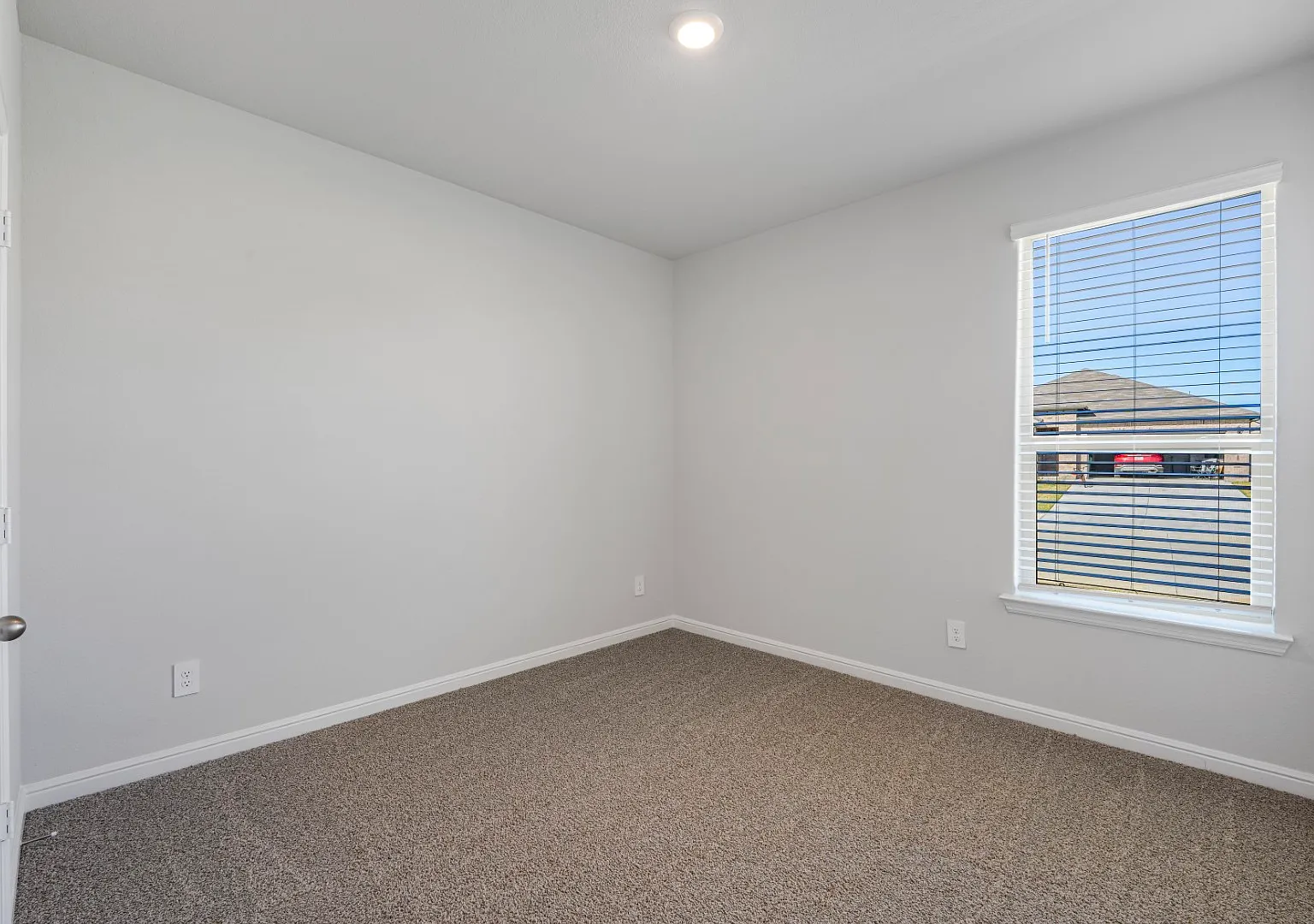227 Mina Street — Photo 3