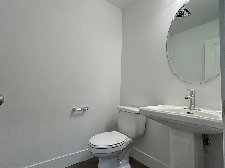 POWDER BATH DOWNSTAIRS