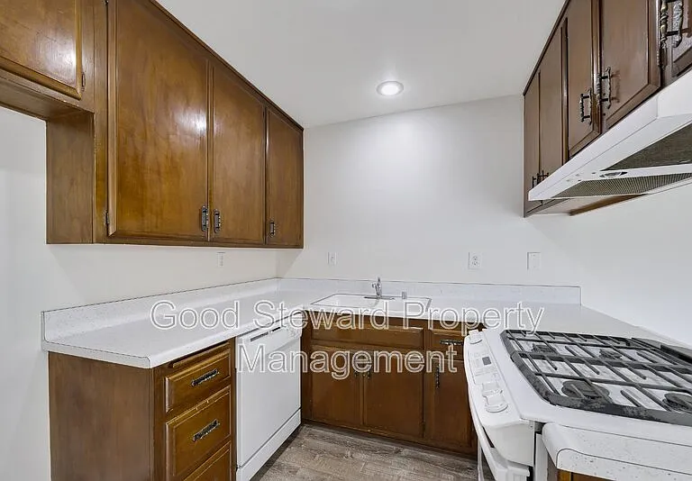 16721 Bartlett Ln #3 — Photo 12
