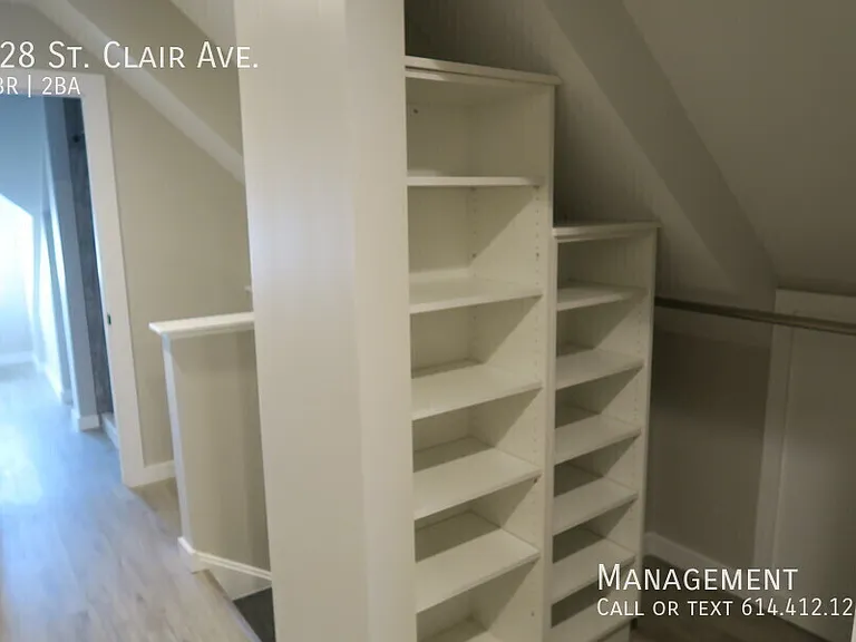 328 Saint Clair Ave — Photo 13