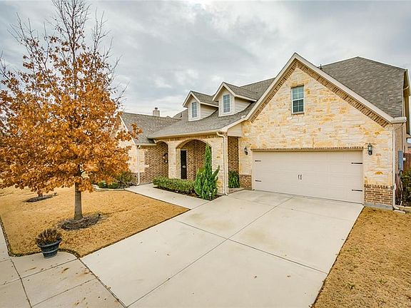 2nd image of 1144 Clairemont Ln