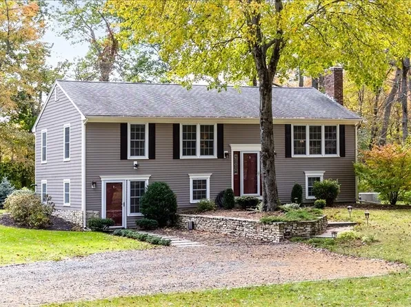 12 Sassamon Rd, Scituate, MA 02066