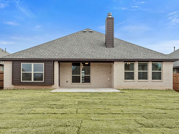 4th image of 1004 Longbow Dr