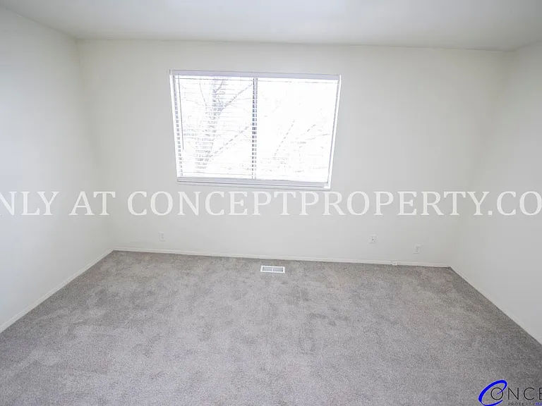 1499 W 2320 S — Photo 34