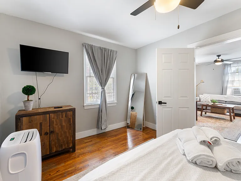 400 Princess Anne St #3 — Photo 6