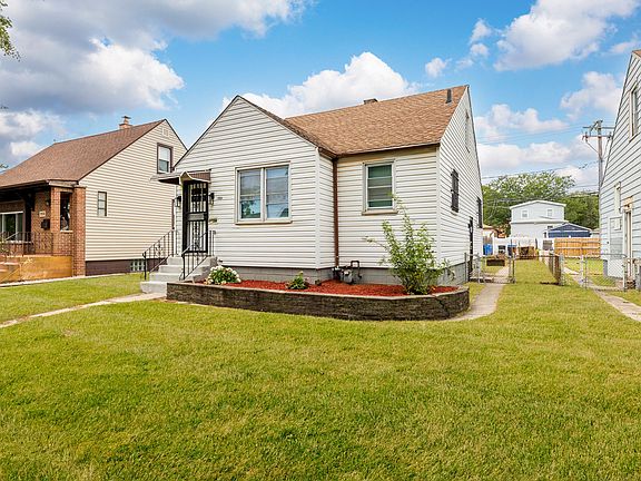 2nd image of 11104 S Avenue O