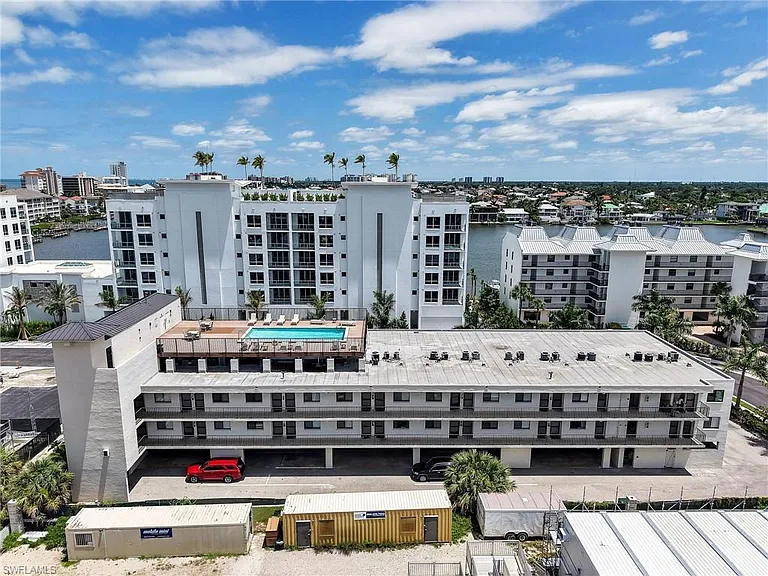 260 Southbay Dr #107 — Photo 4