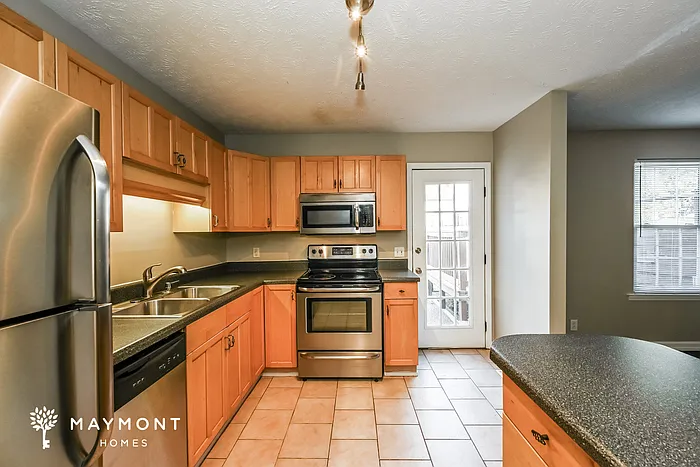 3202 Lakeford Dr — Photo 9