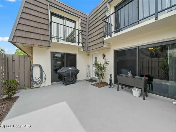 1418 Vista Oaks Cir NE, Palm Bay, FL 32905