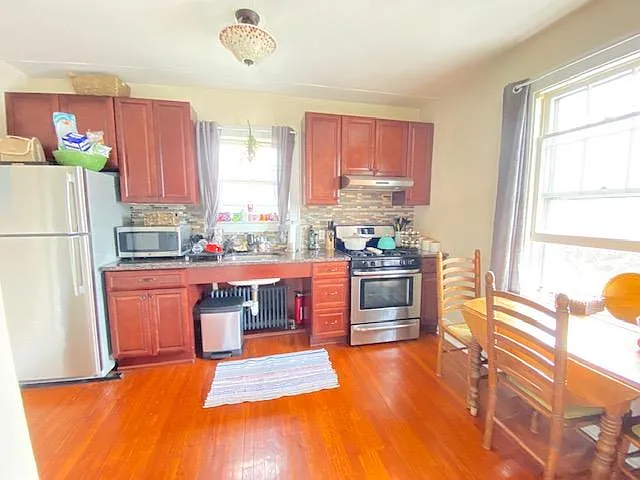 68 Wyman Ave #2 — Photo 4