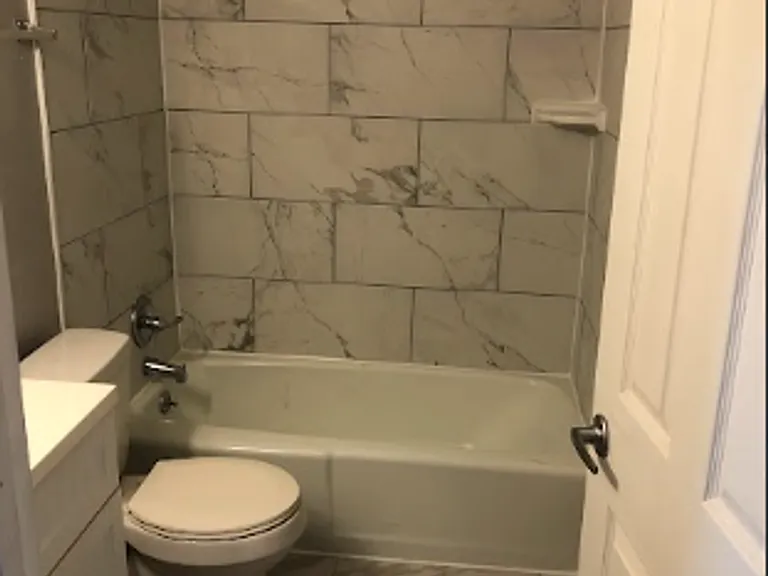 33247 Kingslane Ct — Photo 11