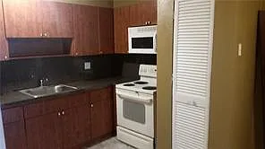 7731 SW 10th Ct #1-4 — Photo 2