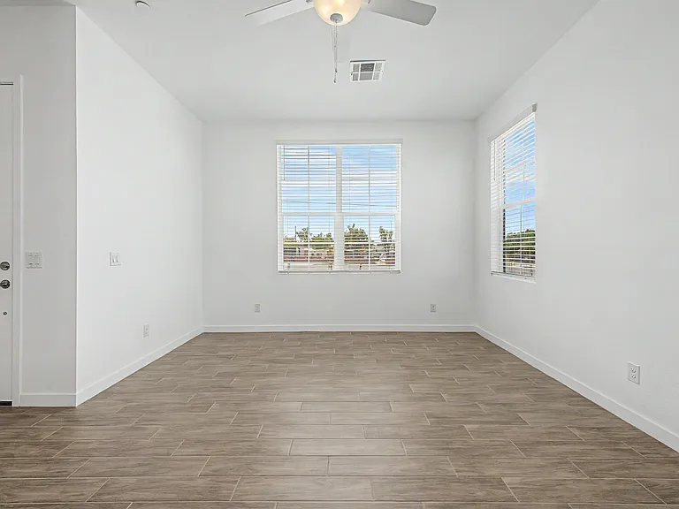 8232 E University Dr #113 — Photo 15