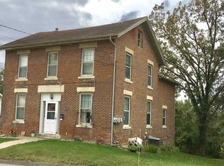 324 South St, Galena, IL 61036