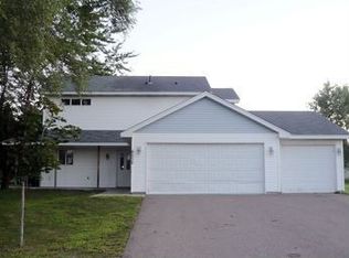 8536 Dunkirk Ct NE, Blaine, MN 55449