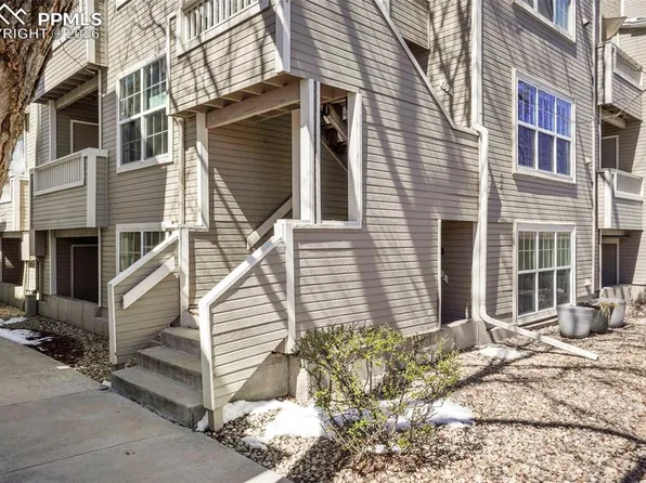 5702 W Asbury Pl APT 102, Lakewood, CO 80227