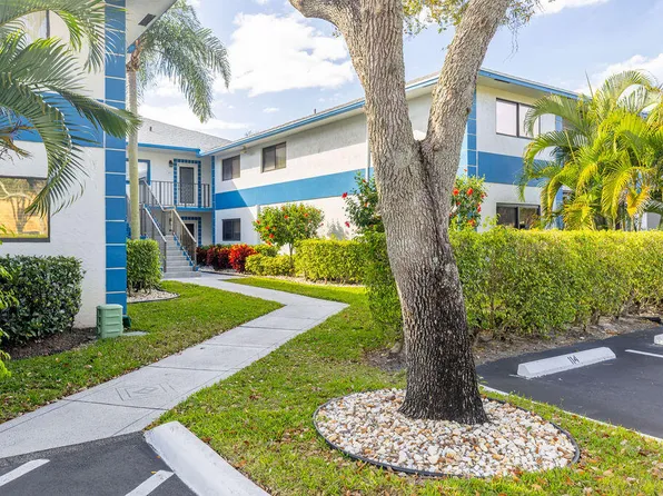 15301 Pembridge Avenue #70, Delray Beach, FL 33484