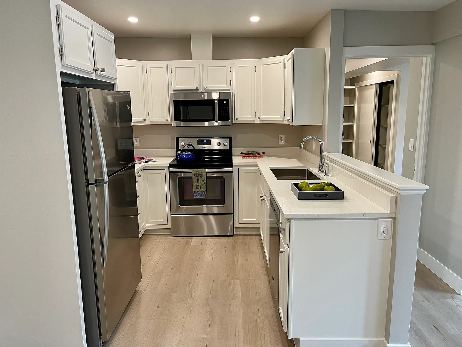 1 bed, 600 sqft, $2,300 — Photo 1