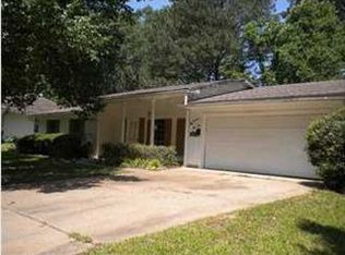 1854 Bienville Dr, Jackson, MS 39212