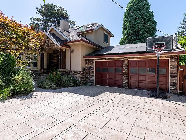 596 Pettis Ave — Photo 27