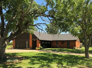 232 A St, Faxon, OK 73540