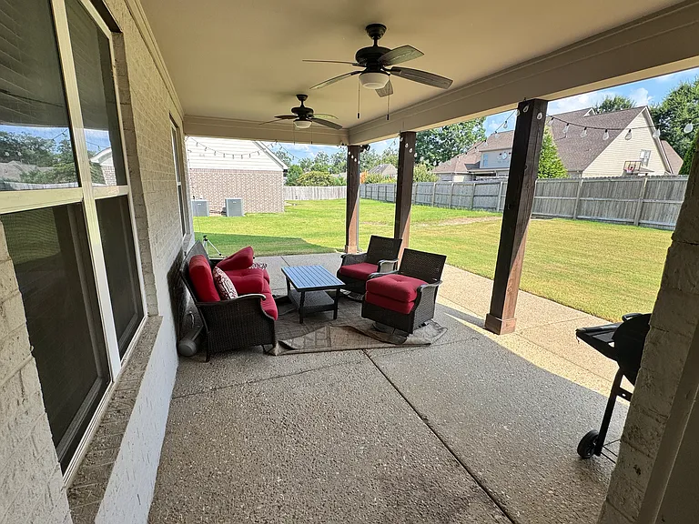 455 Tender Oaks Ln N — Photo 42
