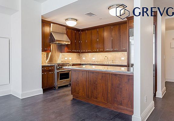 3rd image of 155 W 11th St #5J